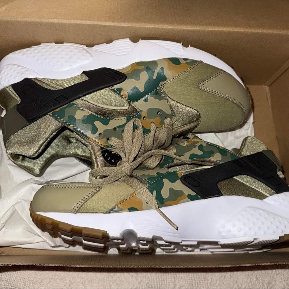 Nike Huarache Camouflage Sneakers